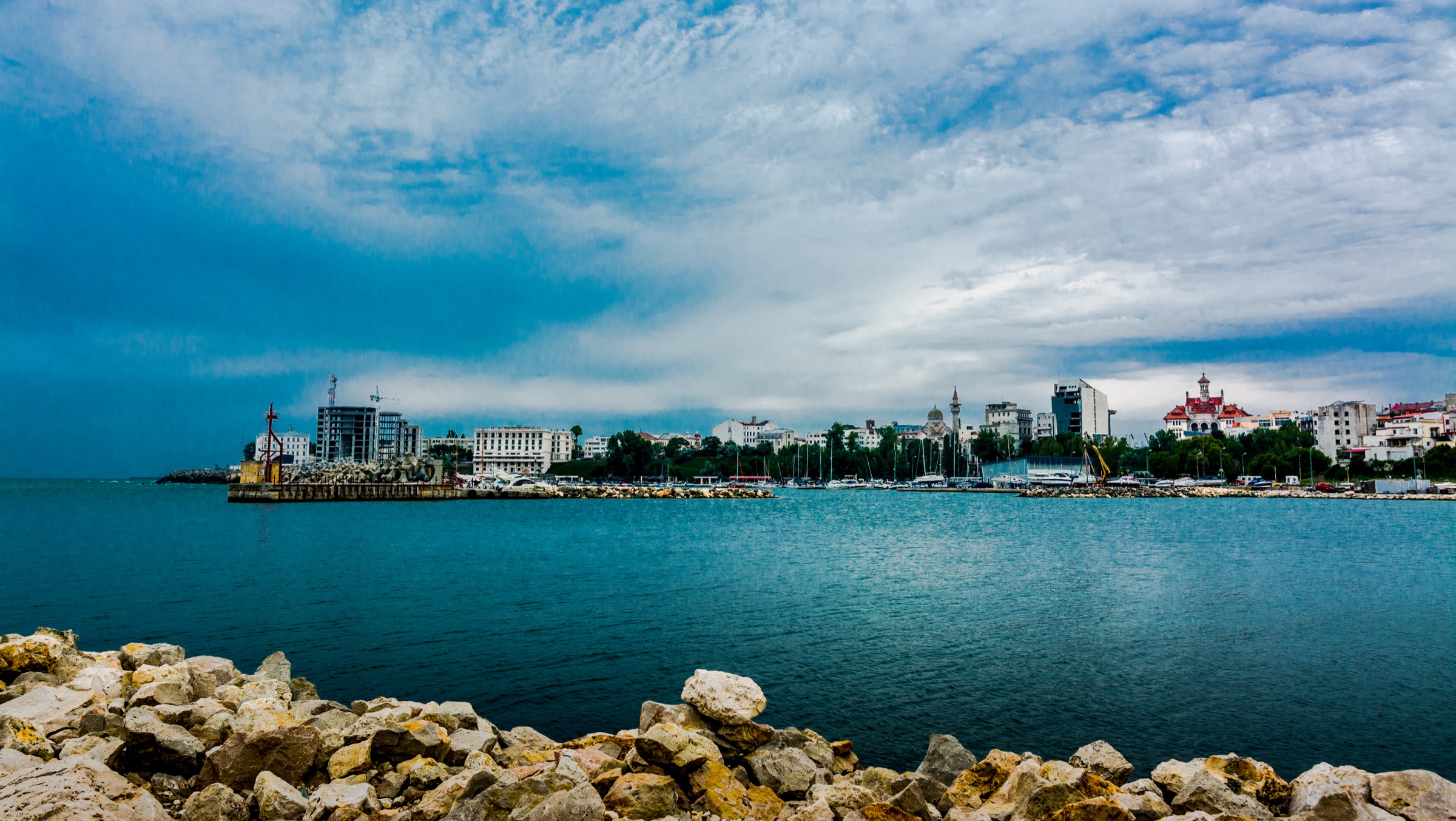Tomis marina and the Constanța seafront